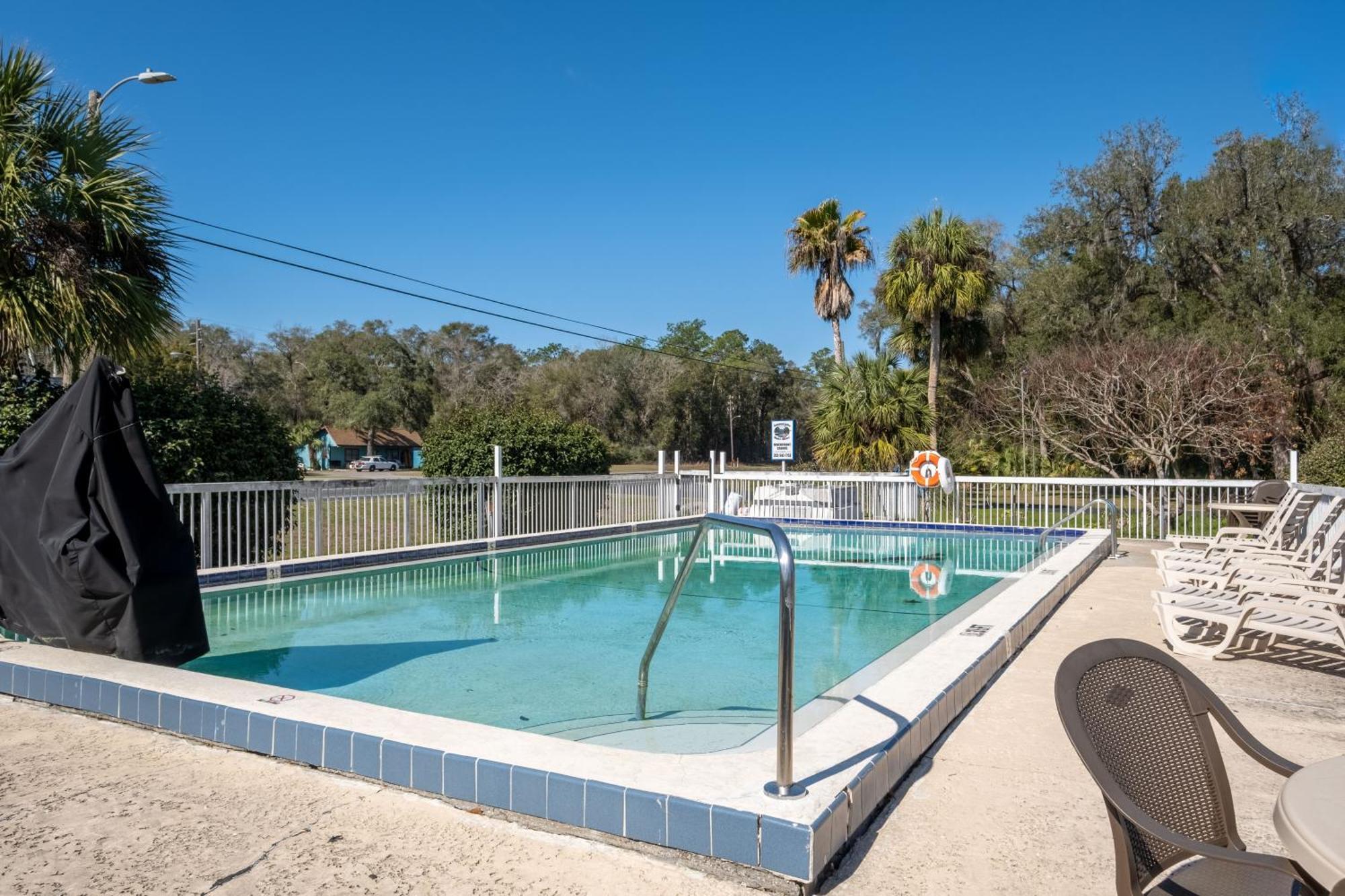 Hotel Suwannee Gables Old Town Exterior foto