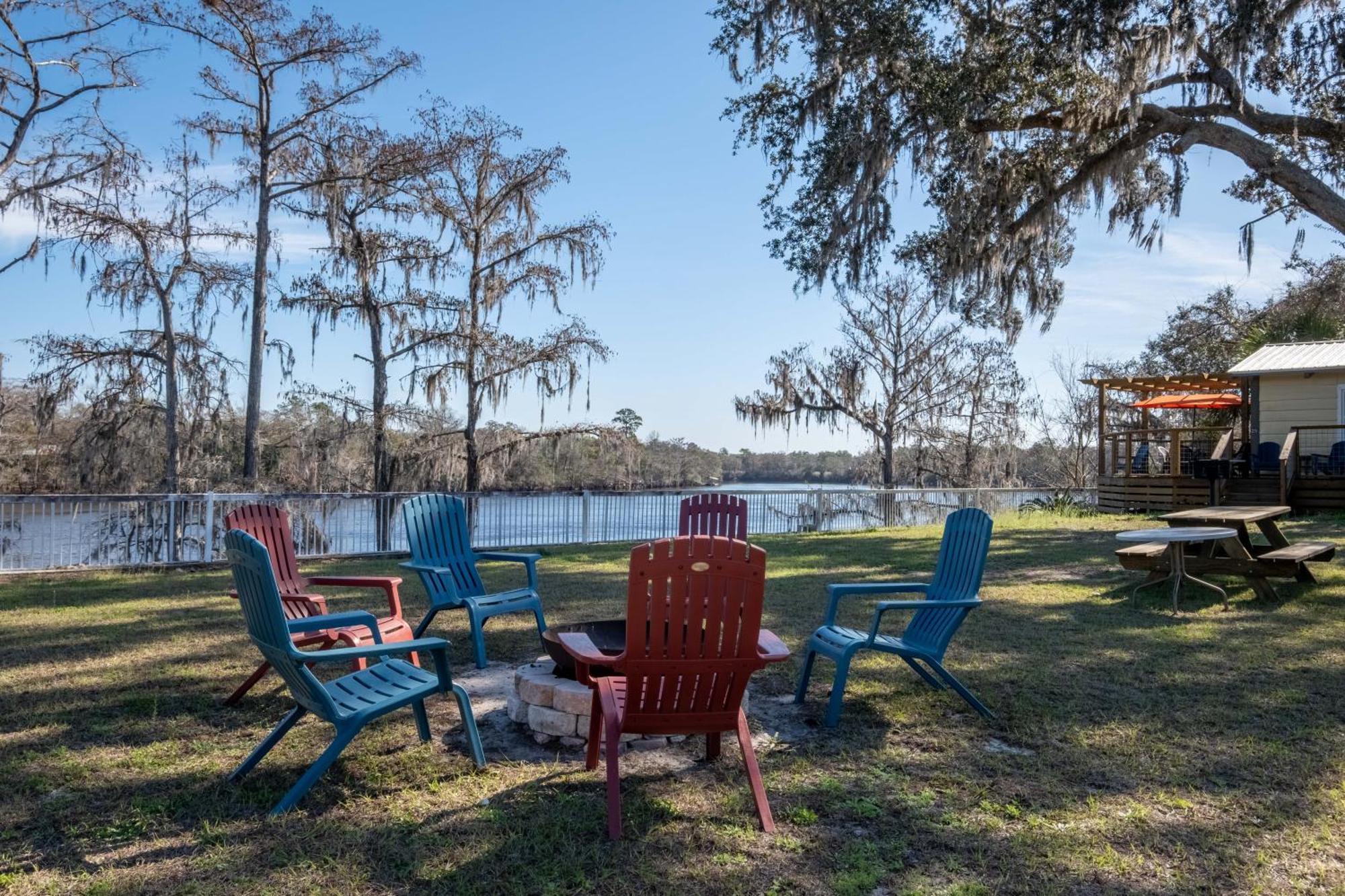 Hotel Suwannee Gables Old Town Exterior foto