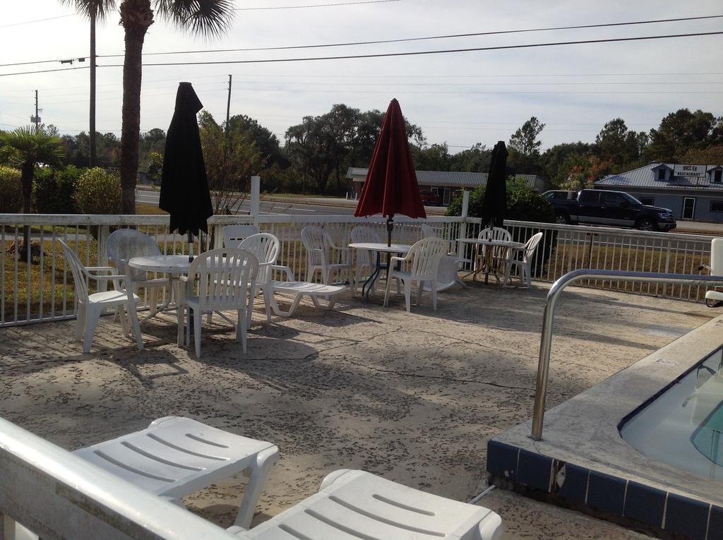 Hotel Suwannee Gables Old Town Exterior foto