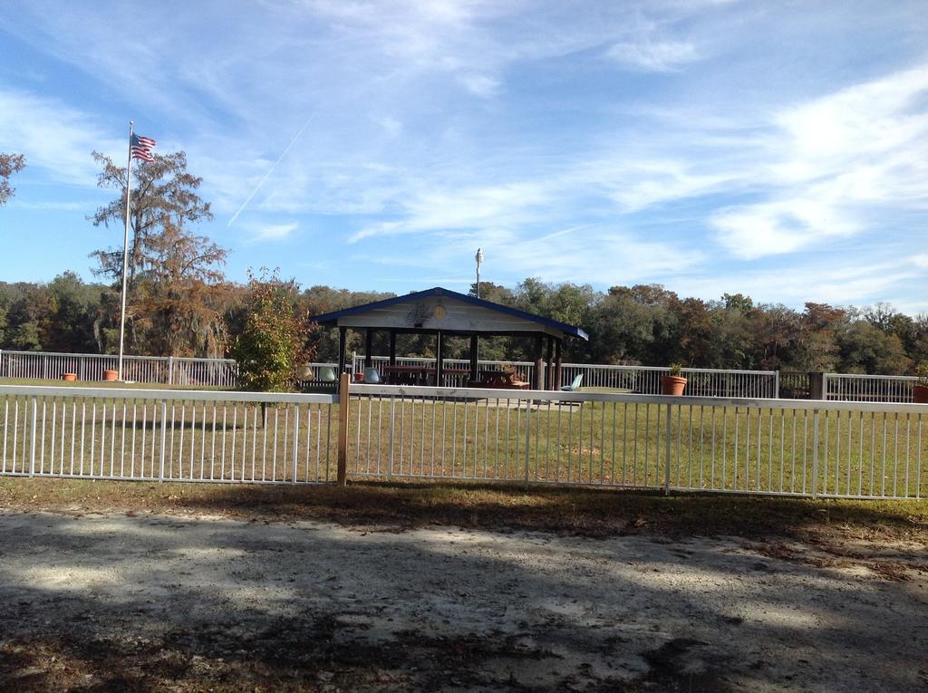 Hotel Suwannee Gables Old Town Exterior foto