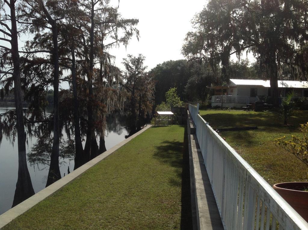 Hotel Suwannee Gables Old Town Exterior foto